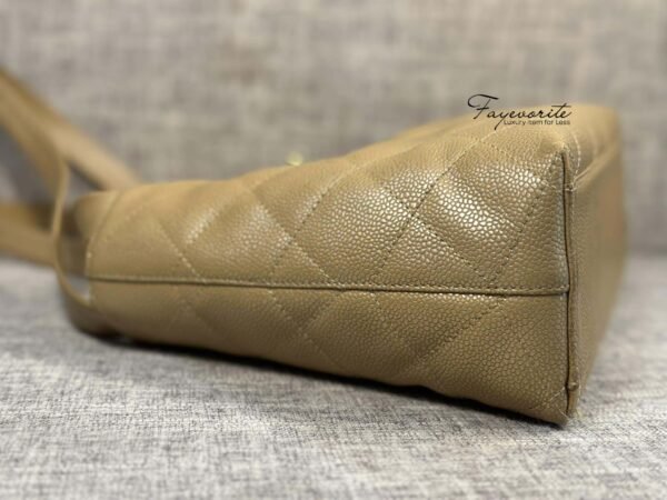 PRELOVED Chanel Caviar CC Shoulder Bag - Image 11