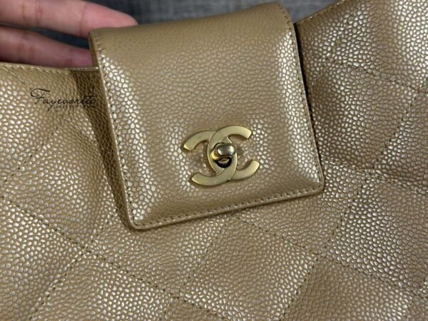 PRELOVED Chanel Caviar CC Shoulder Bag - Image 8
