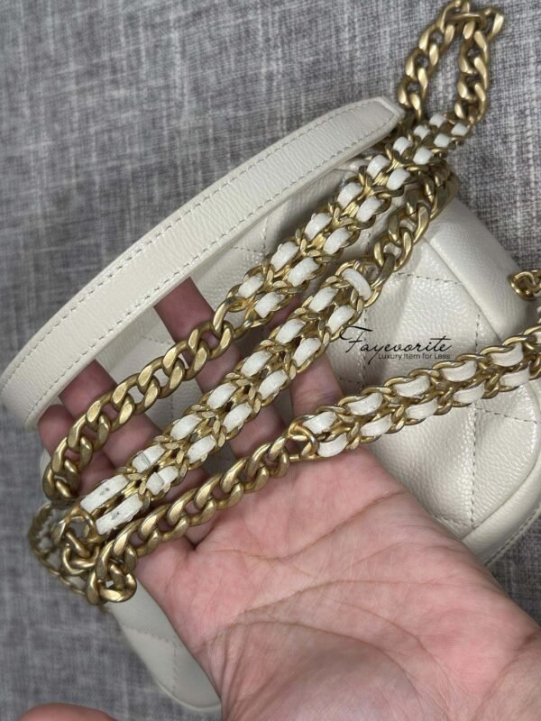 PRELOVED Chanel Caviar Quilted Camera Bag (microchip) - Image 3