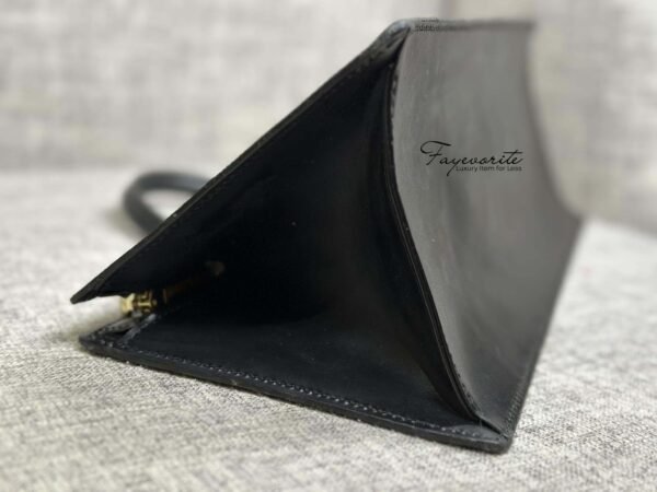 PRELOVED Louis Vuitton Epic Sac Triangle - Image 7