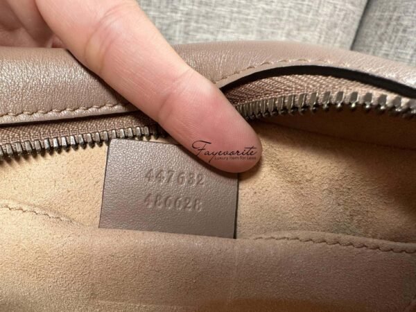 PRELOVED Gucci Marmont Camera Bag Small - Image 3