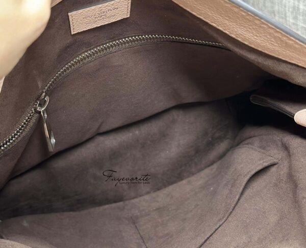 PRELOVED Louis Vuitton Mahina Leather - Image 5
