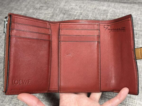 PRELOVED Loewe Tri-fold Wallet - Image 8