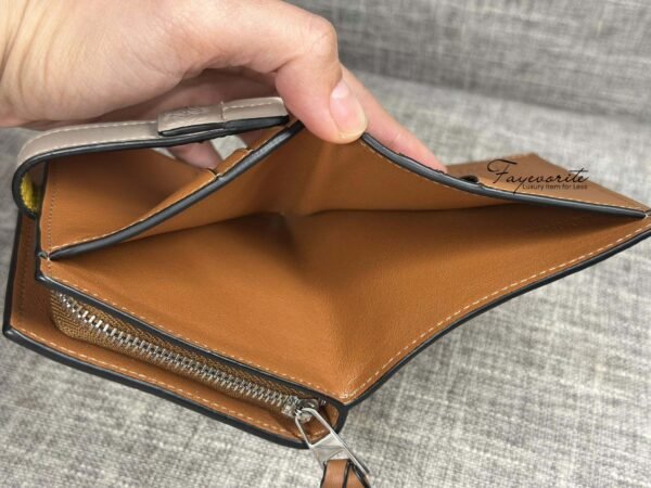 PRELOVED Loewe Bifold Wallet - Image 8