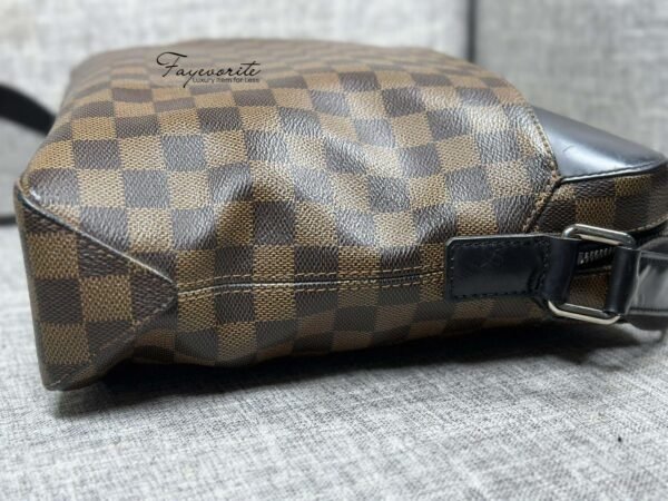 PRELOVED Louis Vuitton Jake Messenger Bag - Image 4