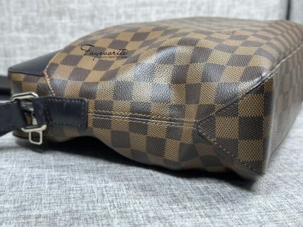 PRELOVED Louis Vuitton Jake Messenger Bag - Image 5