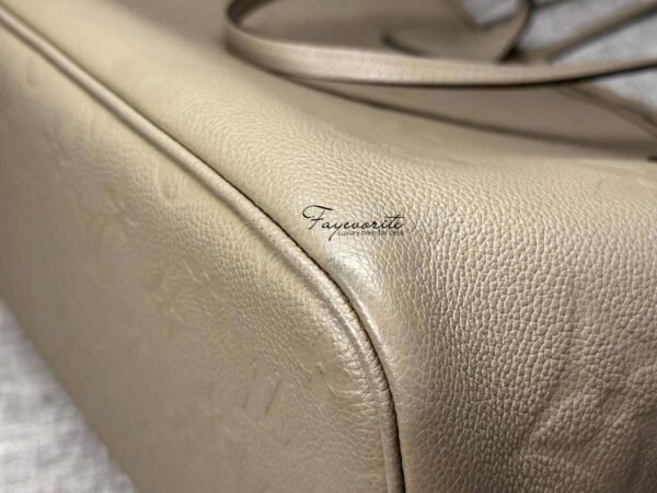 PRELOVED Louis Vuitton Neverfull MM in embossed Monogram Empreinte leather - Image 7