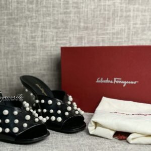 bottega veneta card holder